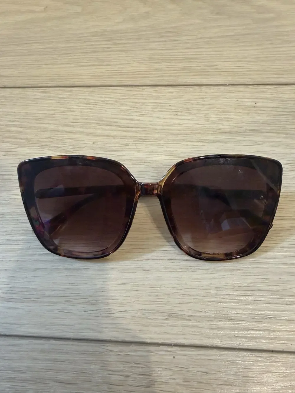 Vince Camuto Sunglasses ZHVL0217-R VC964 Tortoise Shell